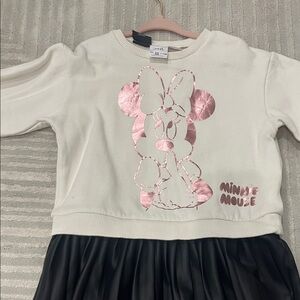 Zara Minnie Mouse White and Black Dress small stain on outter elbow